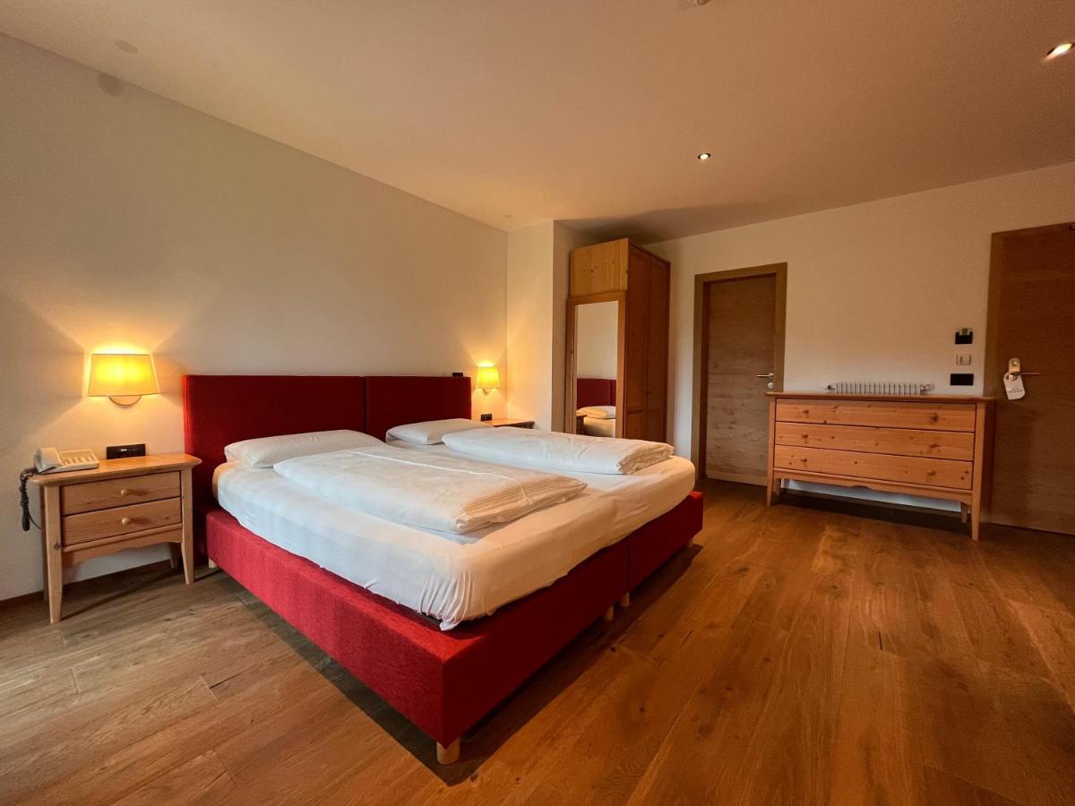 Hotel Krondlhof Brunico Eksteriør billede