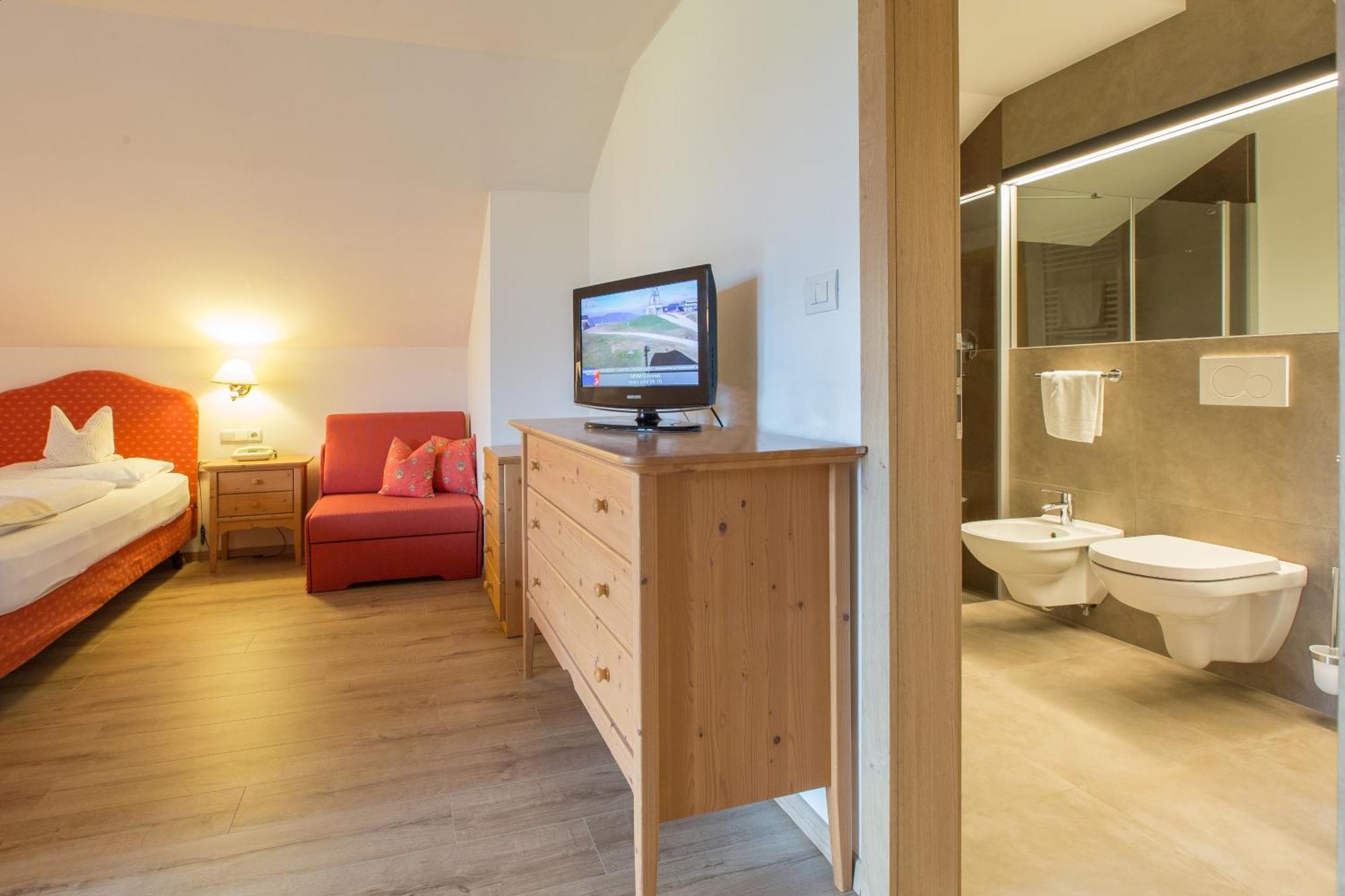 Hotel Krondlhof Brunico Værelse billede
