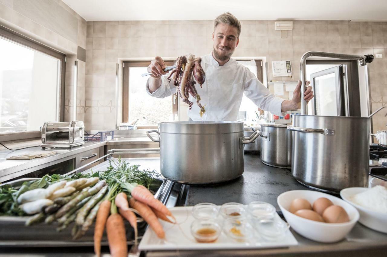 Hotel Krondlhof Brunico Eksteriør billede